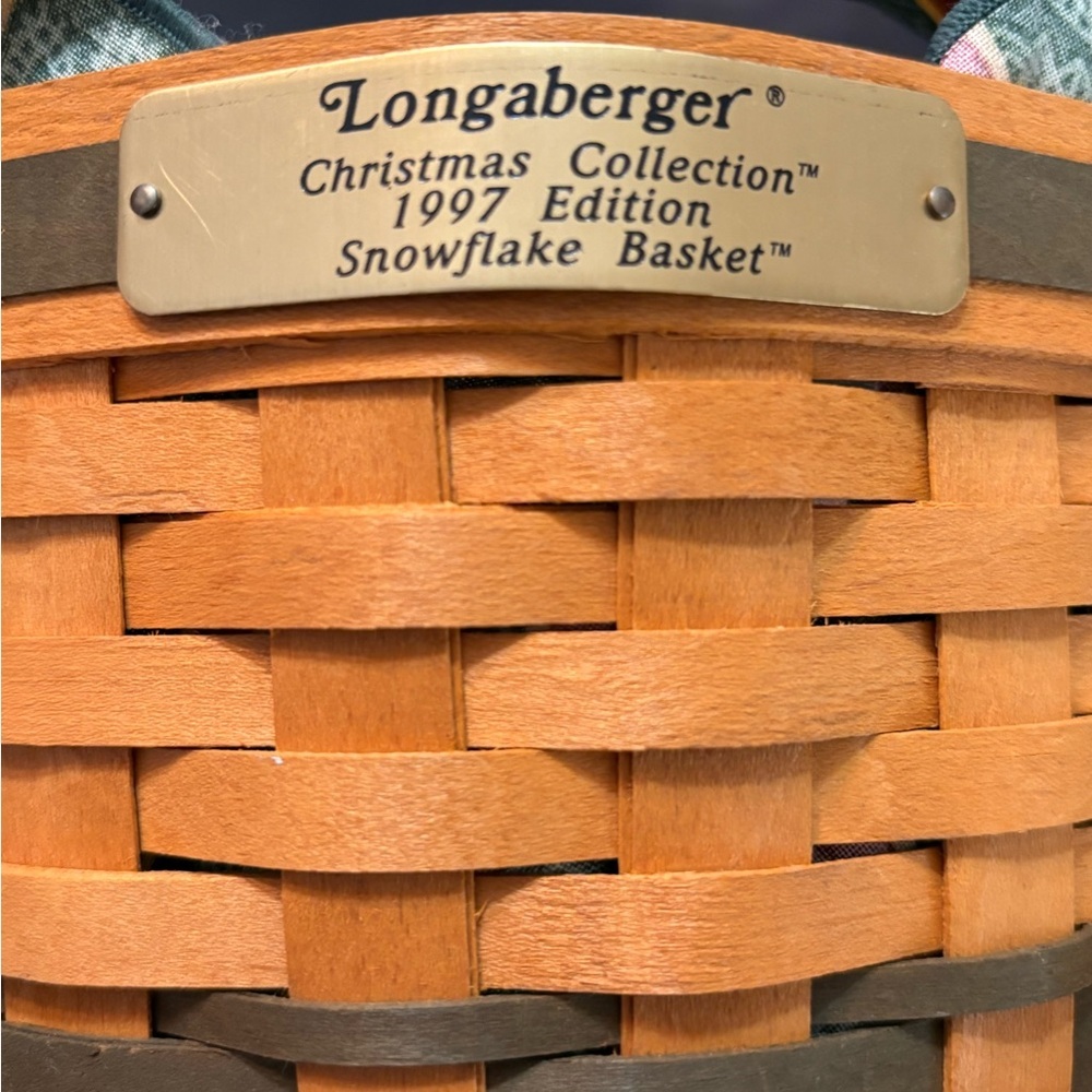 Longaberger Christmas Collection Basket 1997 Edition “Snowflake Basket” - Picture 5 of 11